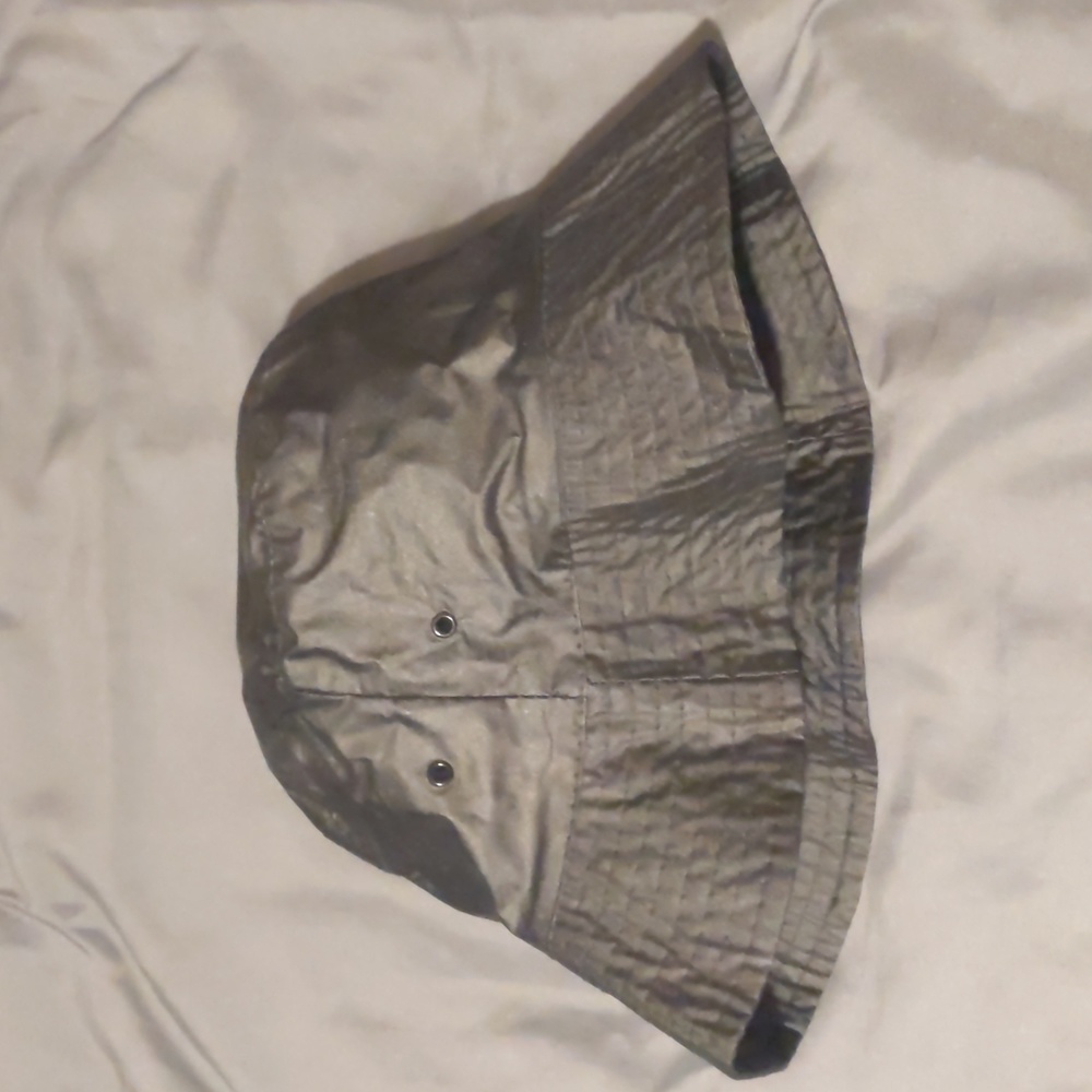 black bucket hat
